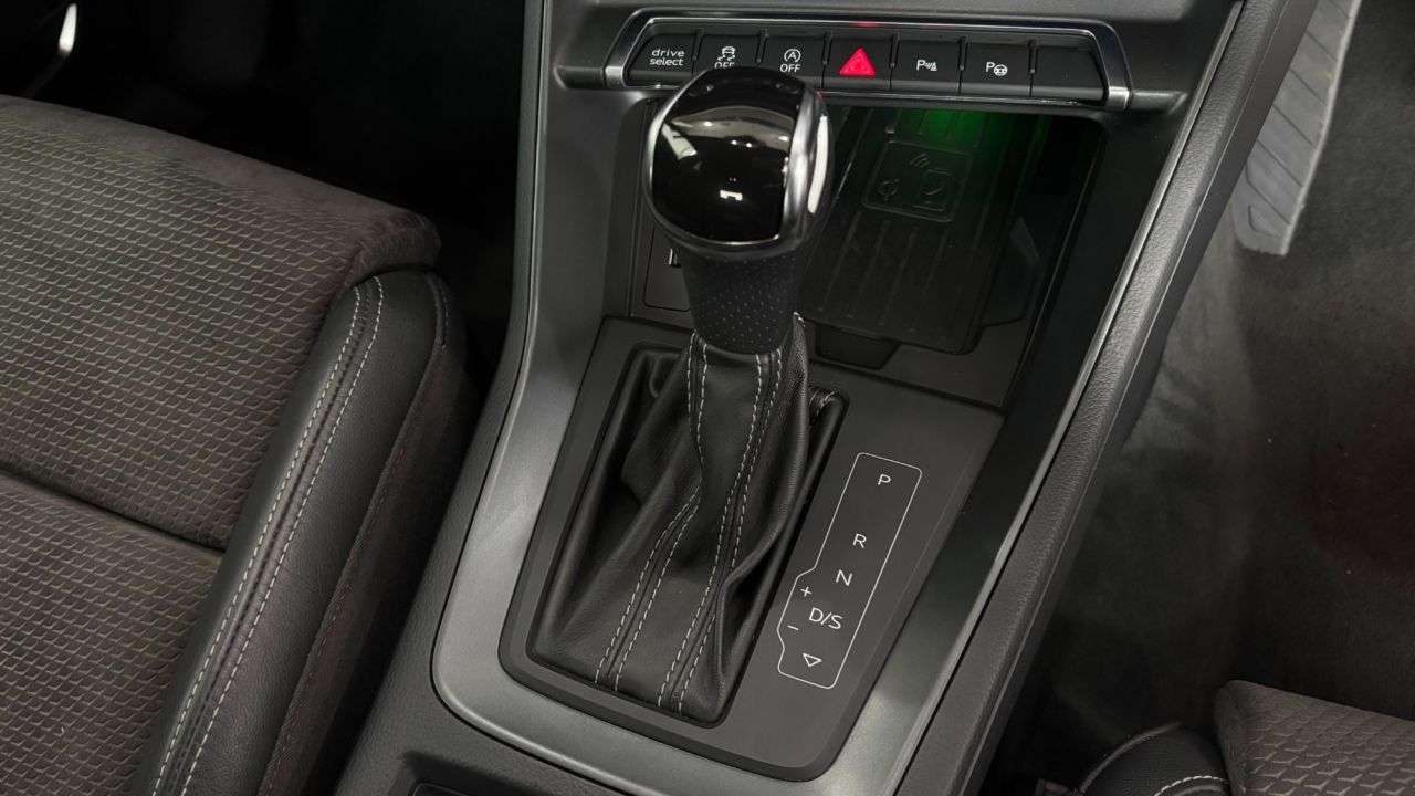 2019 AUDI Q3 2019 AUDI Q3