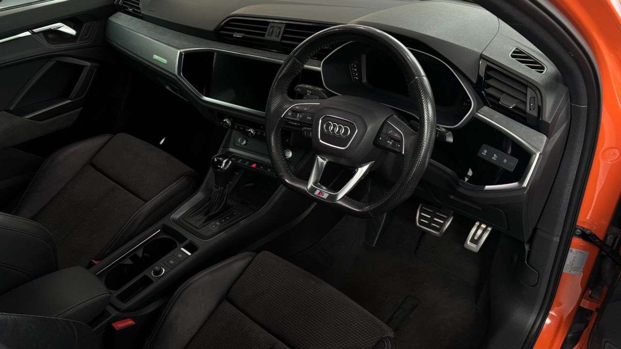 2019 AUDI Q3 2019 AUDI Q3