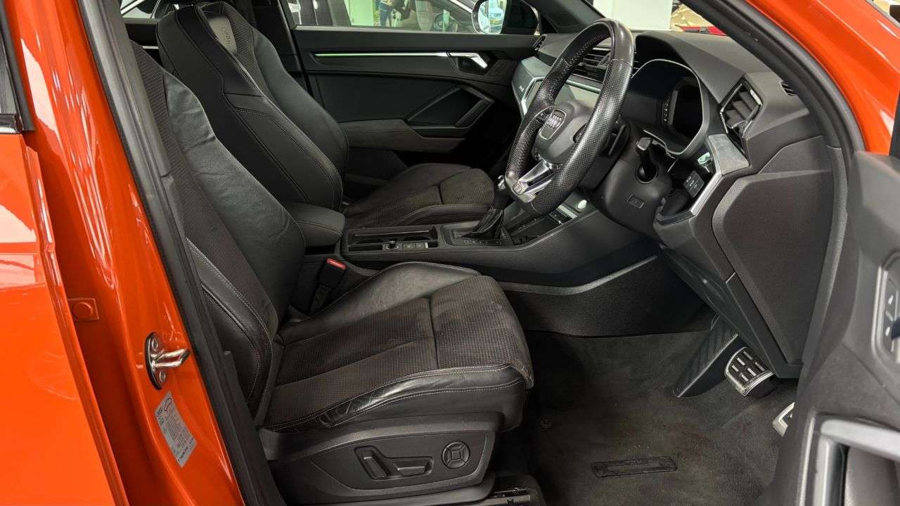 2019 AUDI Q3 2019 AUDI Q3