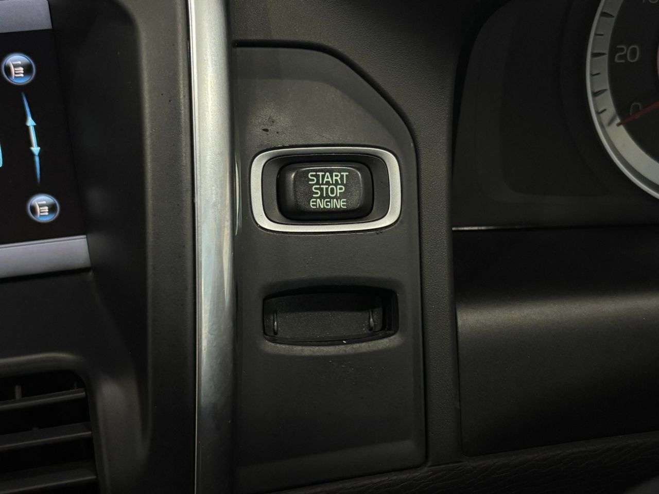 2012 VOLVO XC60 2012 VOLVO XC60