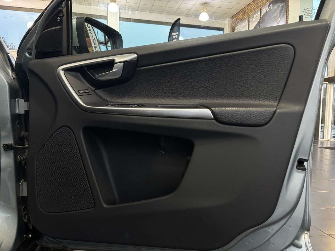 2012 VOLVO XC60 2012 VOLVO XC60