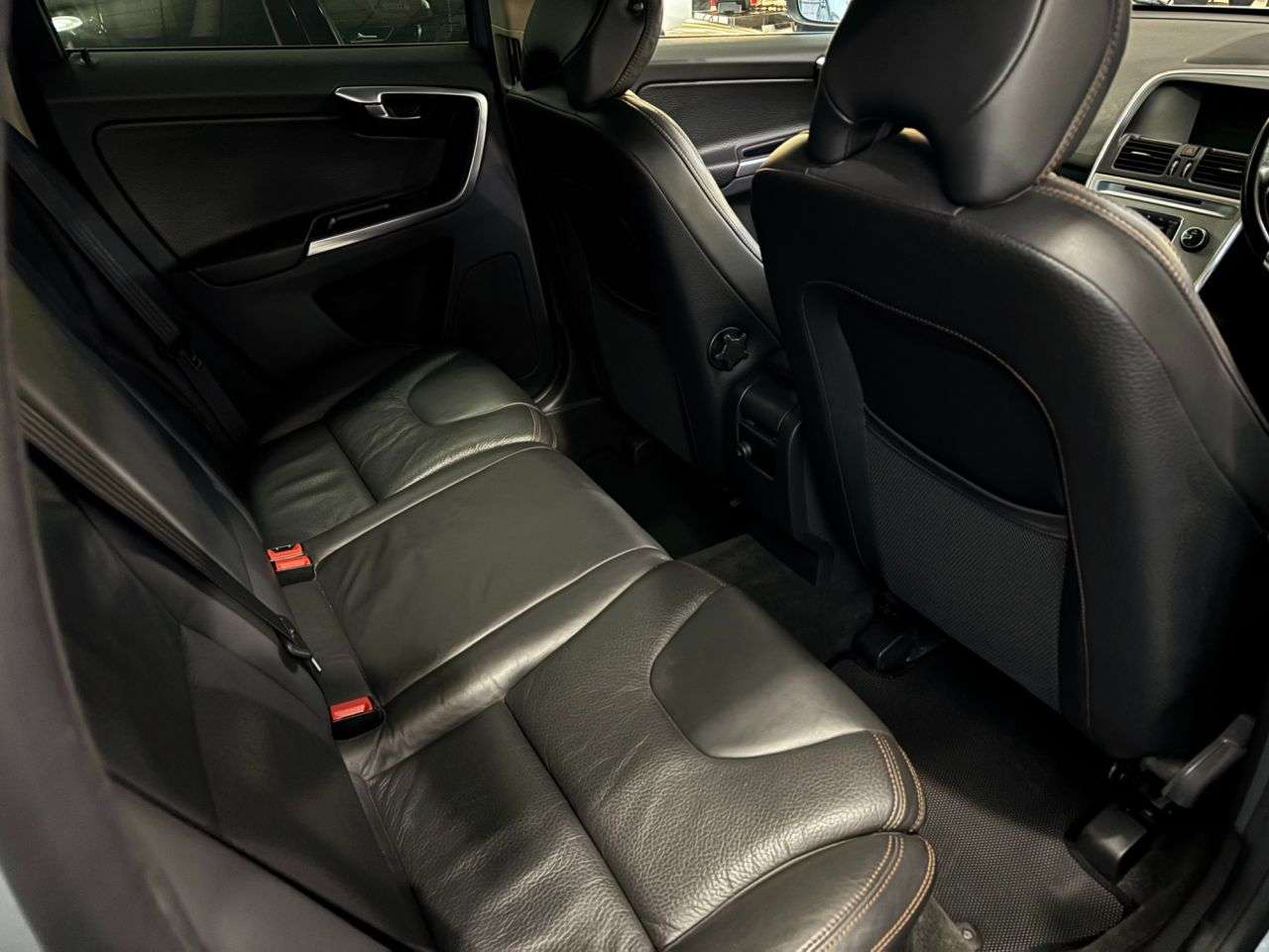 2012 VOLVO XC60 2012 VOLVO XC60