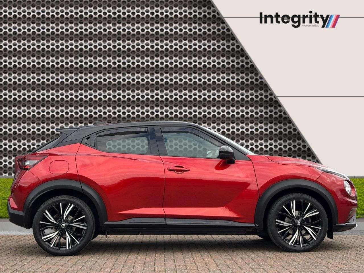 A 2020 NISSAN JUKE 1.0 DIG-T Tekna+ SUV 5dr Petrol Manual Euro 6 (s/s) (114 ps) *Service Histo A 2020 NISSAN JUKE 1.0 DIG-T Tekna+ SUV 5dr Petrol Manual Euro 6 (s/s) (114 ps) *Service Histo