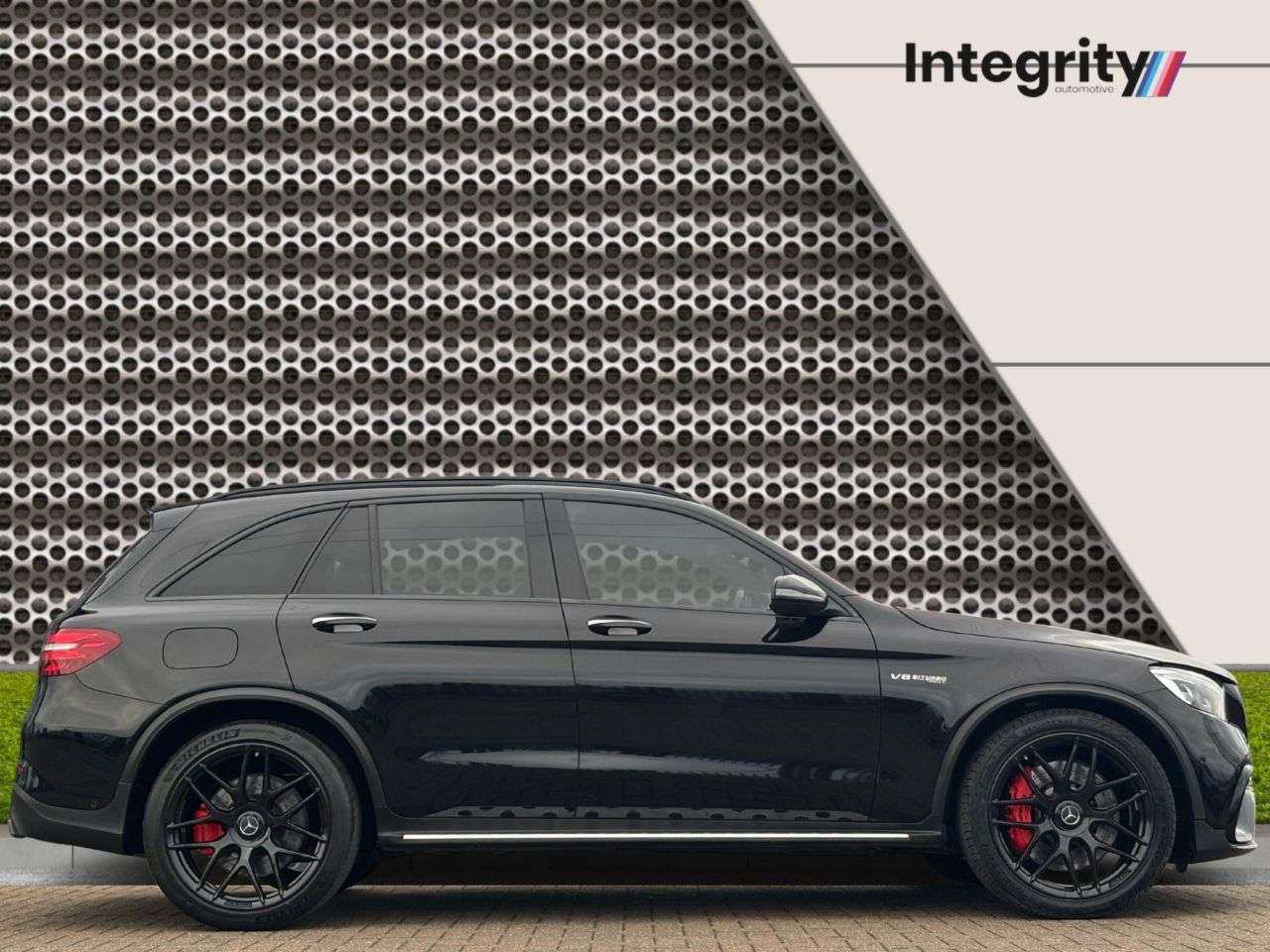 A 2018 MERCEDES-BENZ GLC 4.0 GLC63 V8 BiTurbo AMG S (Premium) SUV 5dr Petrol SpdS MCT 4MATIC+ Euro 6 A 2018 MERCEDES-BENZ GLC 4.0 GLC63 V8 BiTurbo AMG S (Premium) SUV 5dr Petrol SpdS MCT 4MATIC+ Euro 6