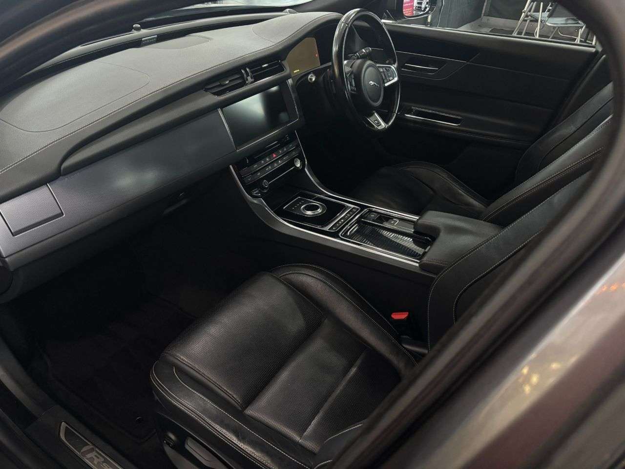 2016 JAGUAR XF 2016 JAGUAR XF