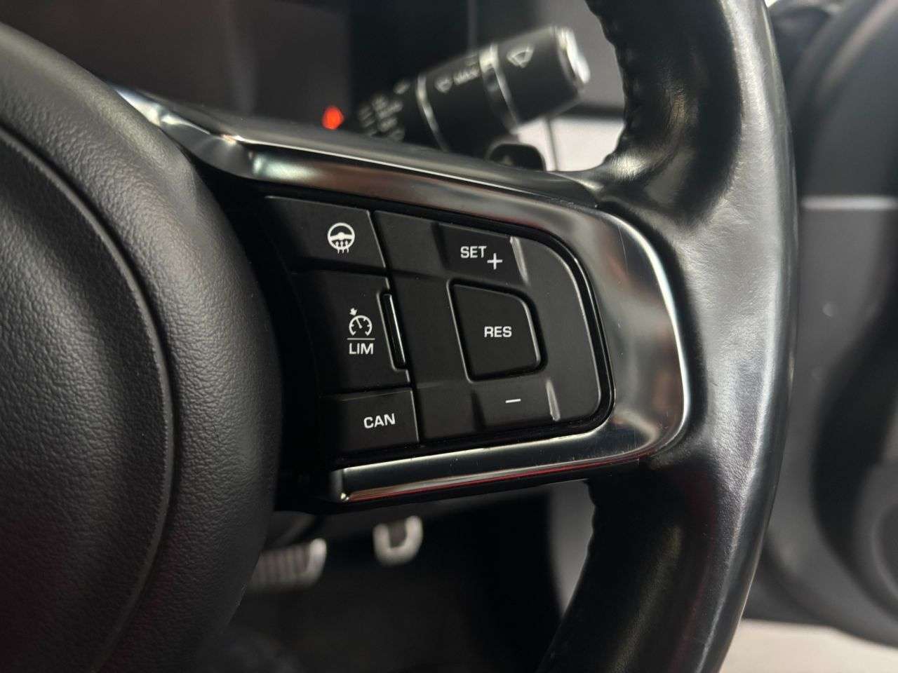 2016 JAGUAR XF 2016 JAGUAR XF