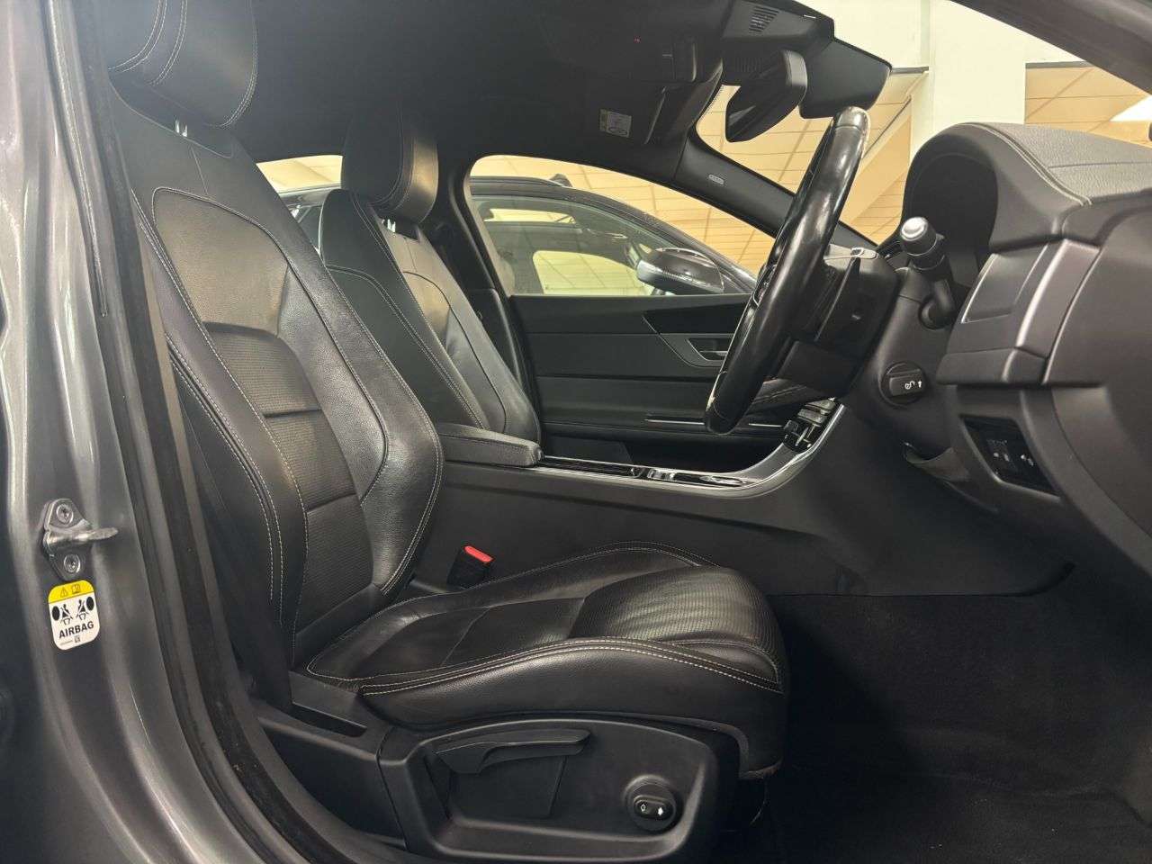 2016 JAGUAR XF 2016 JAGUAR XF