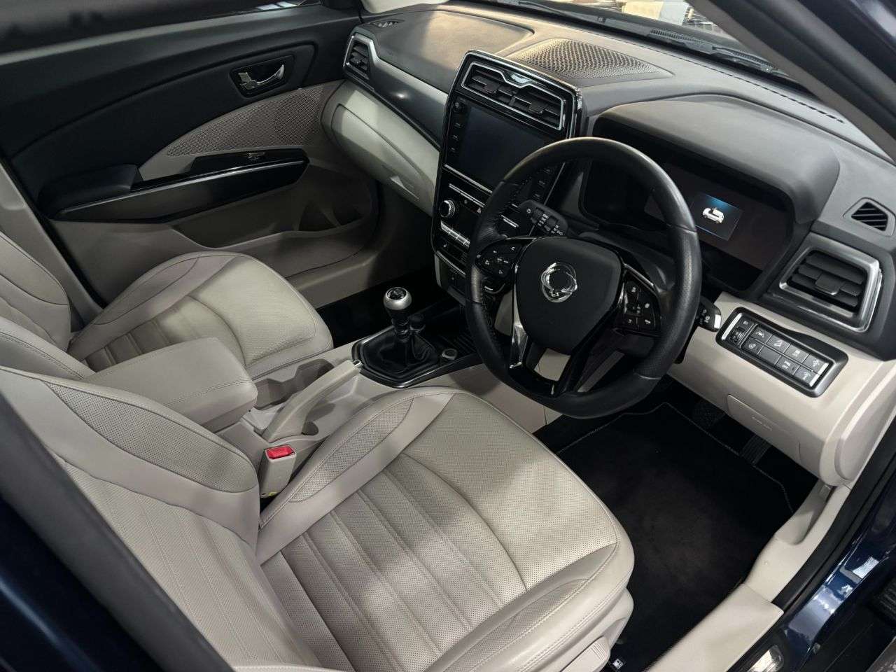 2021 SSANGYONG TIVOLI 2021 SSANGYONG TIVOLI