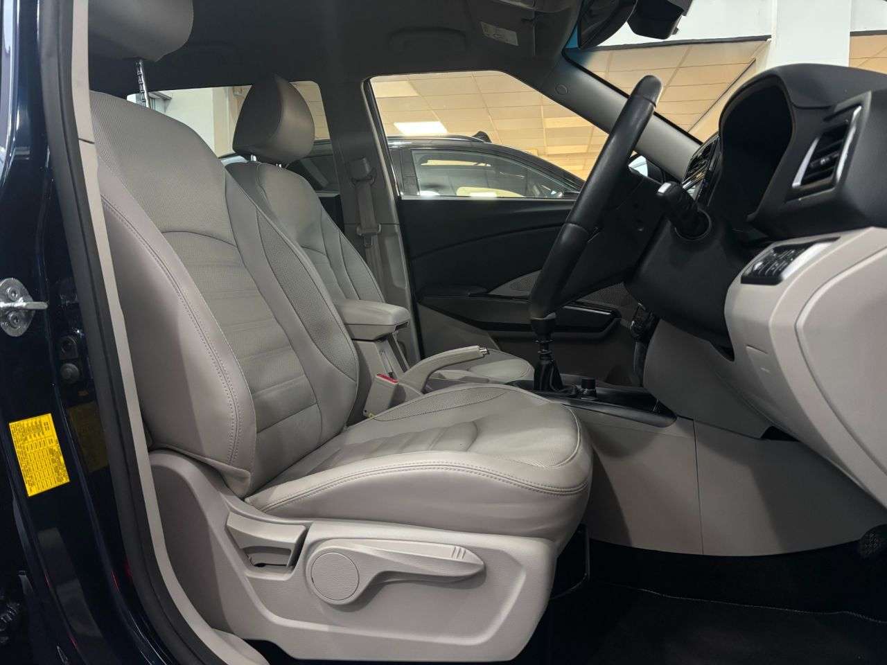 2021 SSANGYONG TIVOLI 2021 SSANGYONG TIVOLI