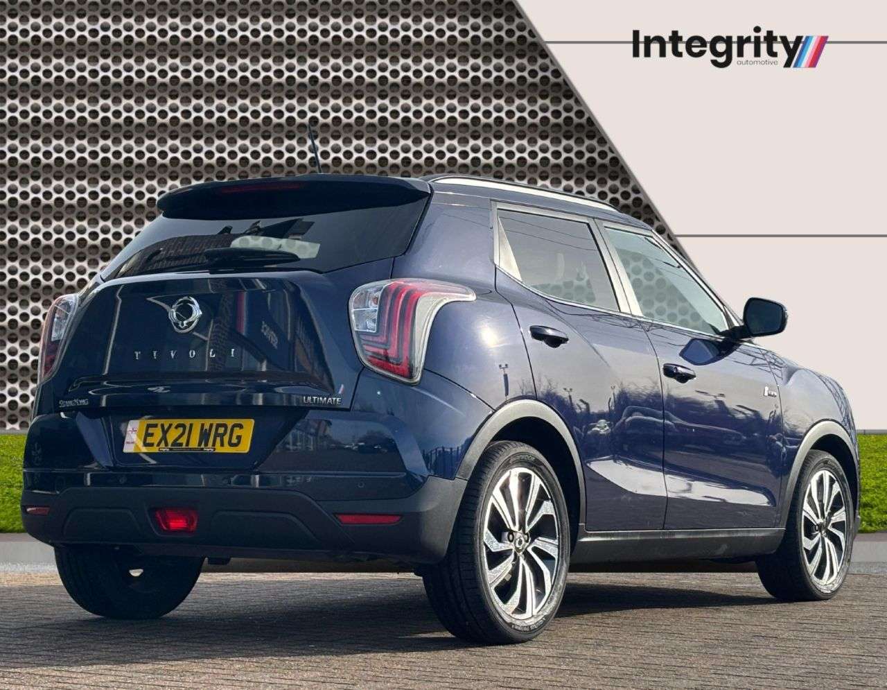 A 2021 SSANGYONG TIVOLI 1.5P Ultimate SUV 5dr Petrol Manual Euro 6 (s/s) (163 ps) LOW MILEAGE EXAMP A 2021 SSANGYONG TIVOLI 1.5P Ultimate SUV 5dr Petrol Manual Euro 6 (s/s) (163 ps) LOW MILEAGE EXAMP