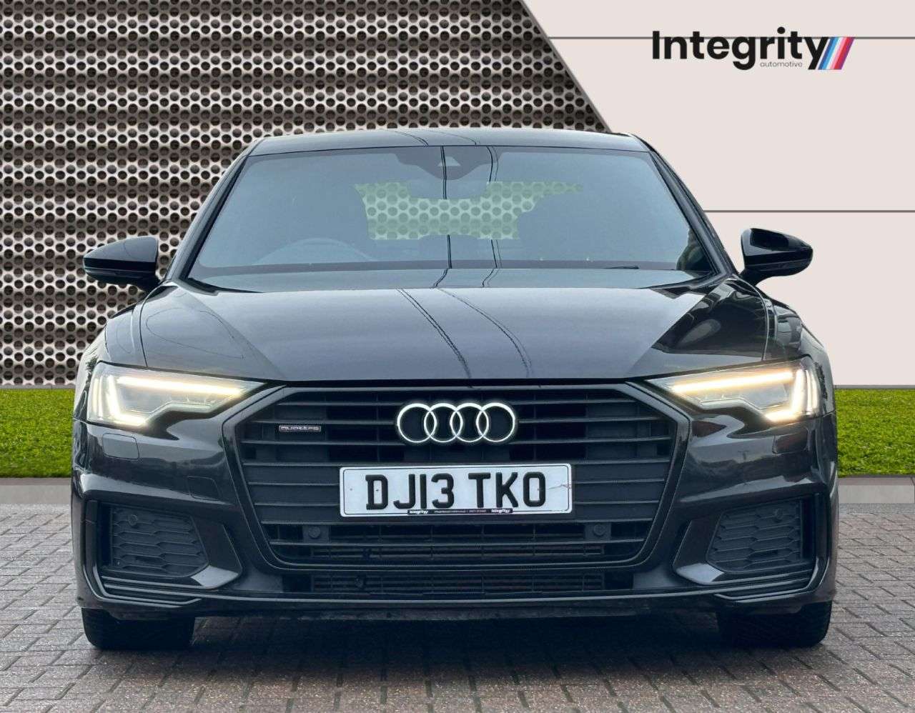 A 2019 AUDI A6 SALOON 2.0 TFSI 45 Black Edition Saloon 4dr Petrol S Tronic quattro Euro 6 (s/s) ( A 2019 AUDI A6 SALOON 2.0 TFSI 45 Black Edition Saloon 4dr Petrol S Tronic quattro Euro 6 (s/s) (