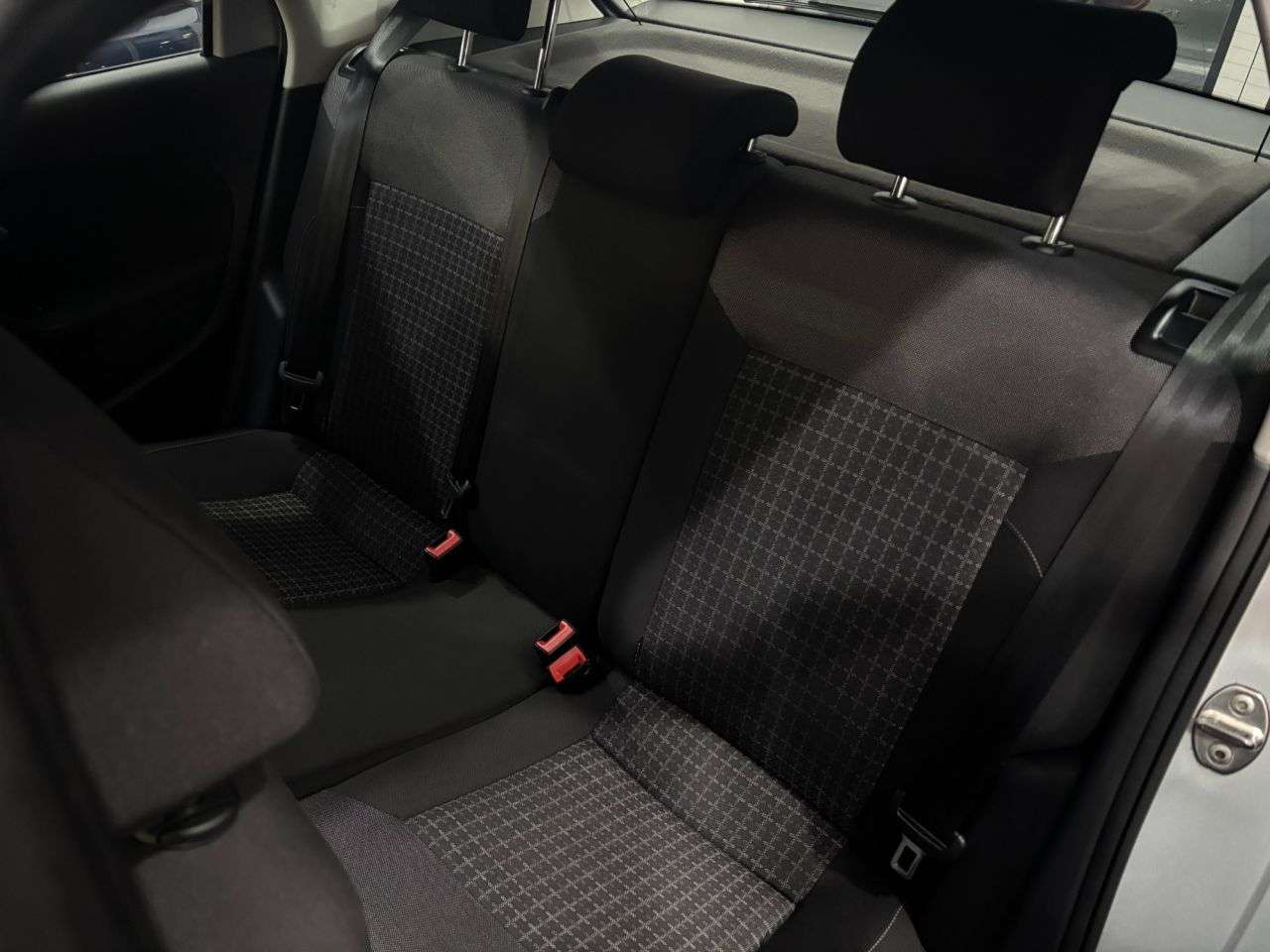 2015 VOLKSWAGEN POLO 2015 VOLKSWAGEN POLO