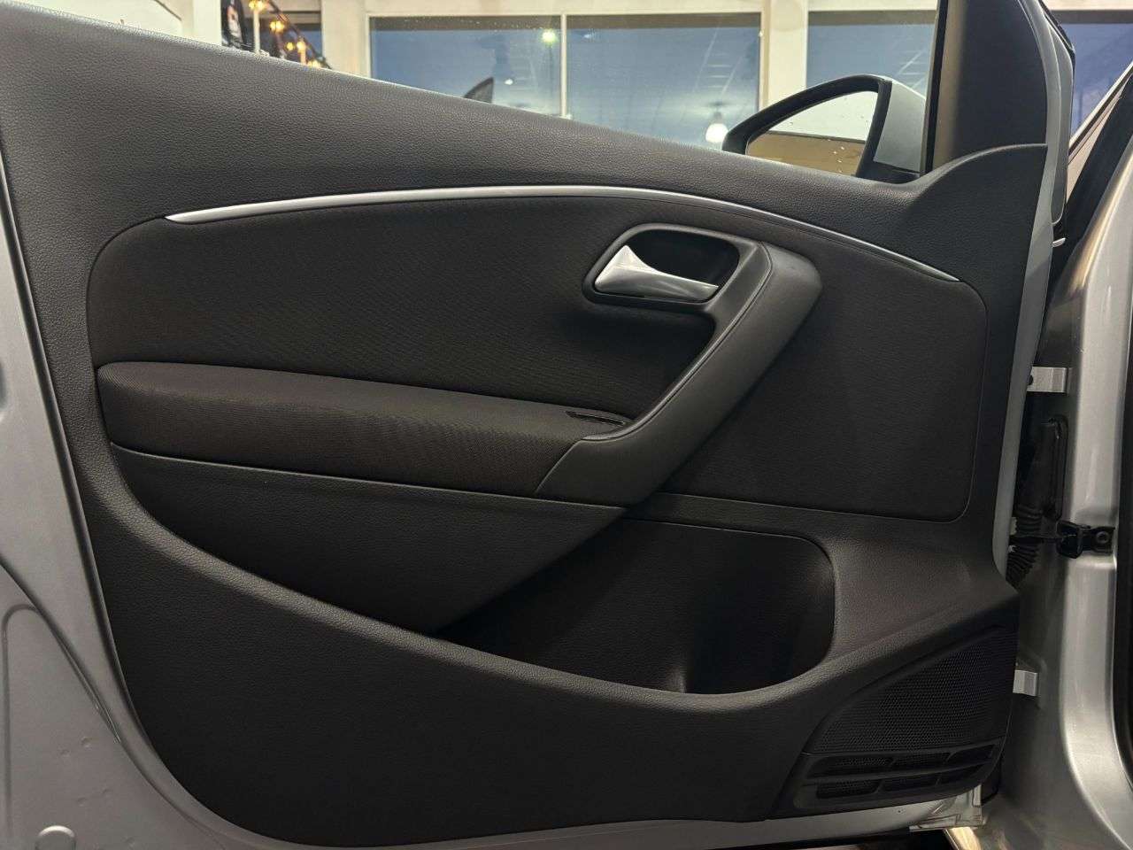 2015 VOLKSWAGEN POLO 2015 VOLKSWAGEN POLO