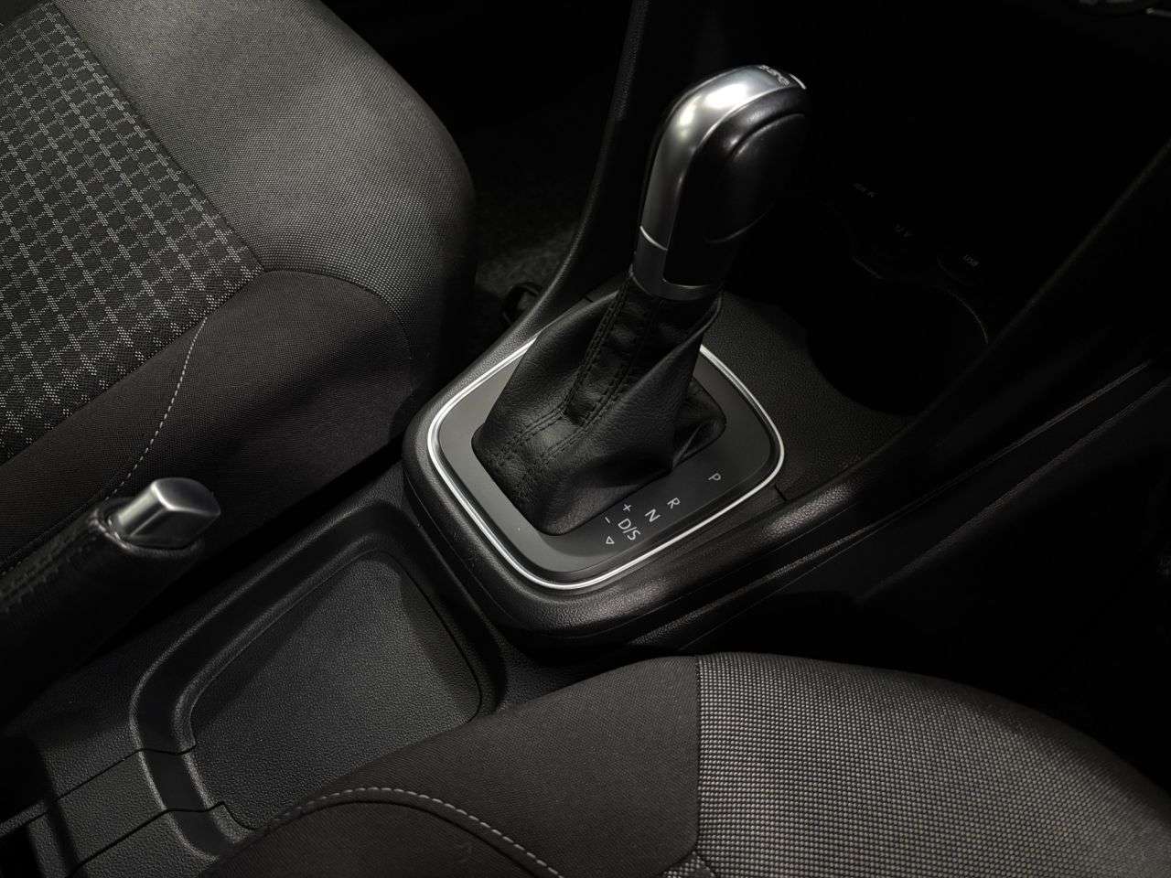 2015 VOLKSWAGEN POLO 2015 VOLKSWAGEN POLO