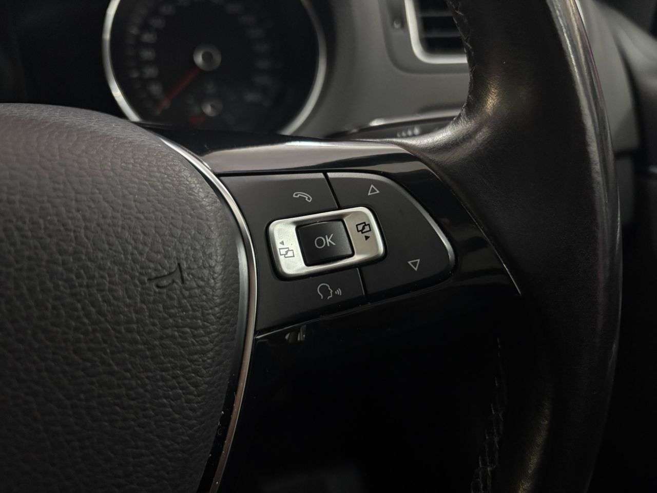 2015 VOLKSWAGEN POLO 2015 VOLKSWAGEN POLO