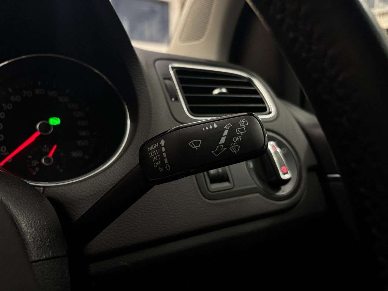 2015 VOLKSWAGEN POLO 2015 VOLKSWAGEN POLO