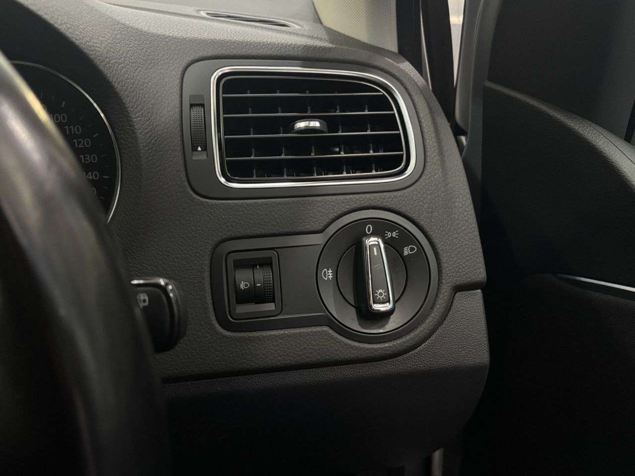 2015 VOLKSWAGEN POLO 2015 VOLKSWAGEN POLO