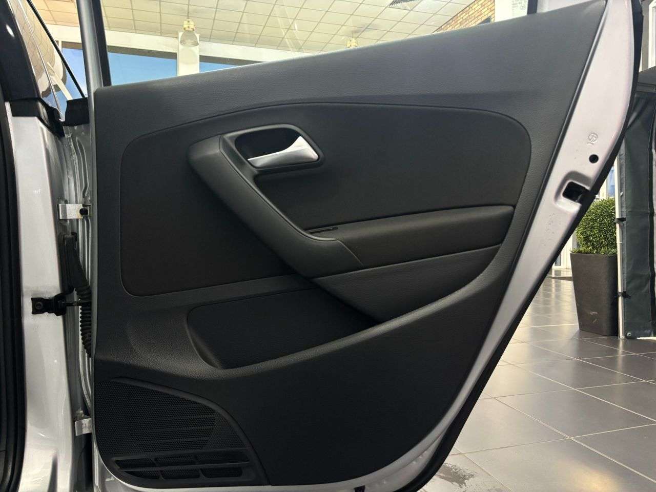 2015 VOLKSWAGEN POLO 2015 VOLKSWAGEN POLO