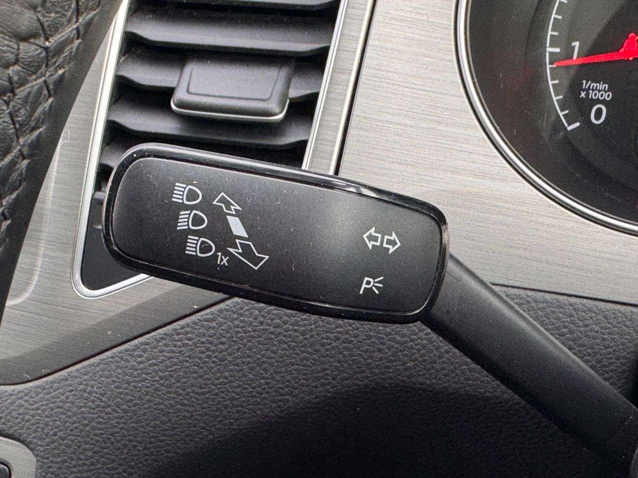 2015 VOLKSWAGEN GOLF SV 2015 VOLKSWAGEN GOLF SV