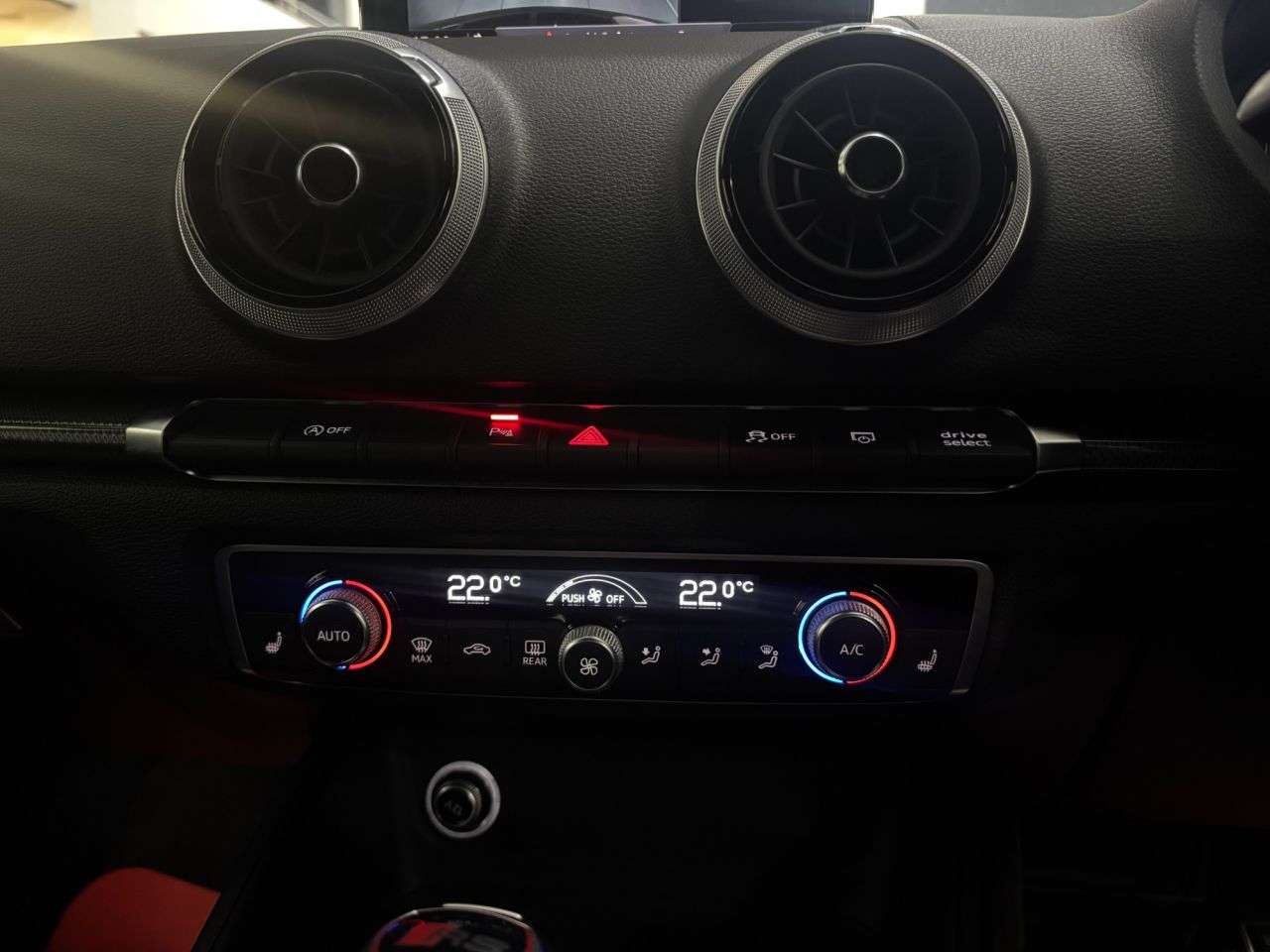 2018 AUDI RS3 2018 AUDI RS3