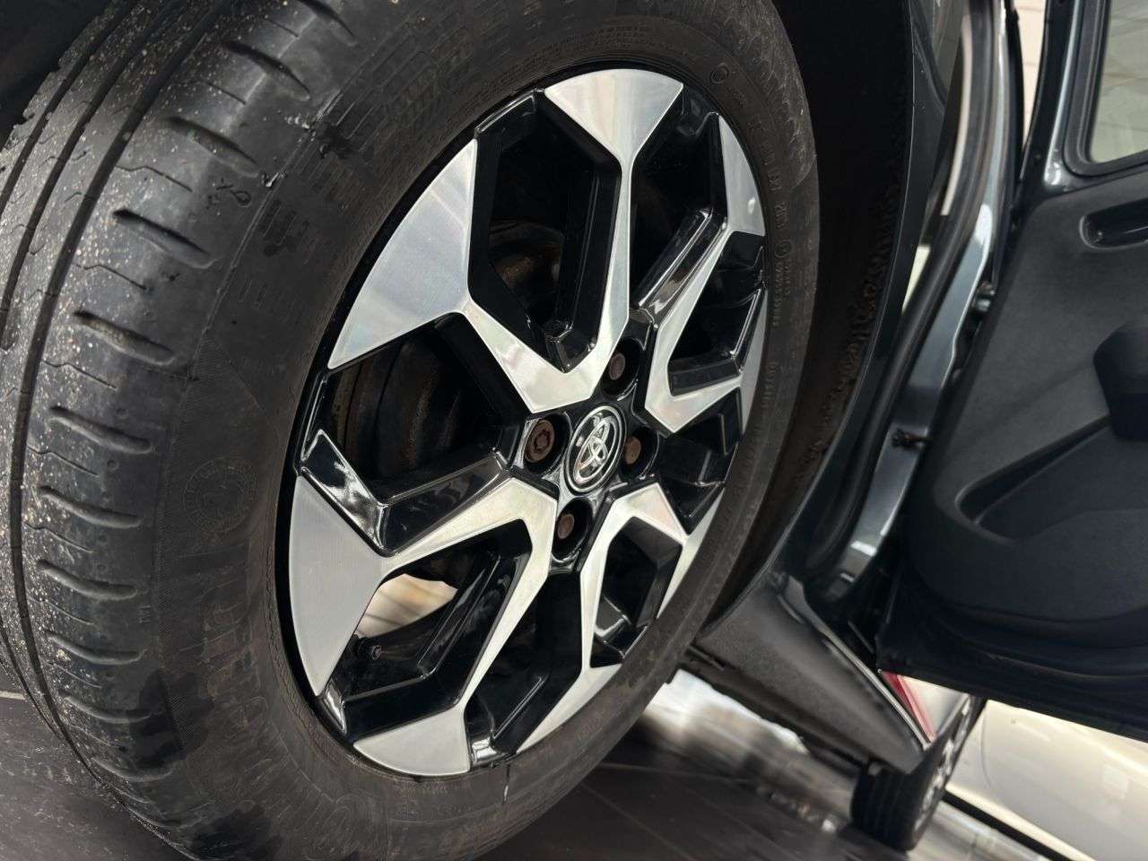 2019 TOYOTA AYGO 2019 TOYOTA AYGO