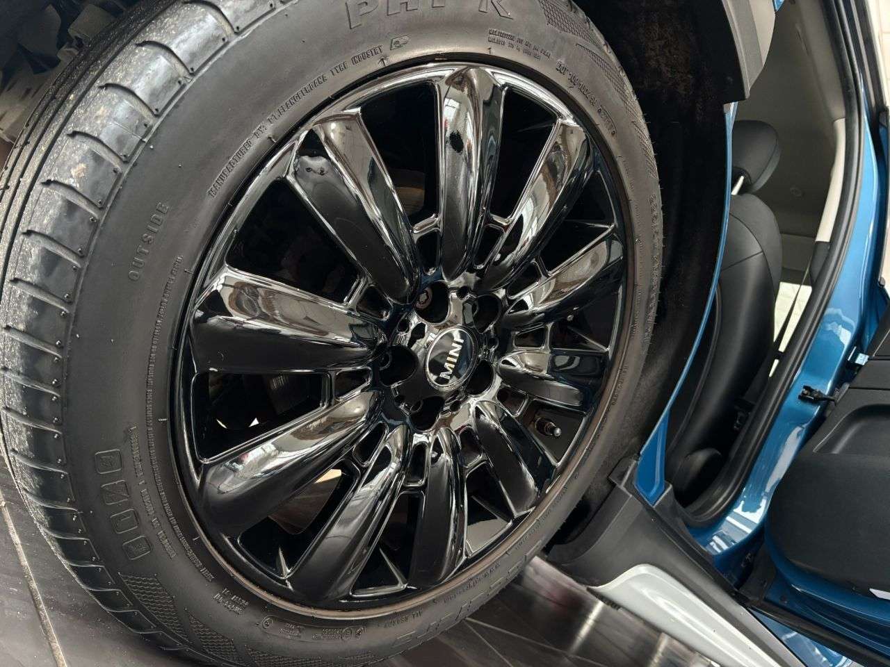 2017 MINI COUNTRYMAN 2017 MINI COUNTRYMAN