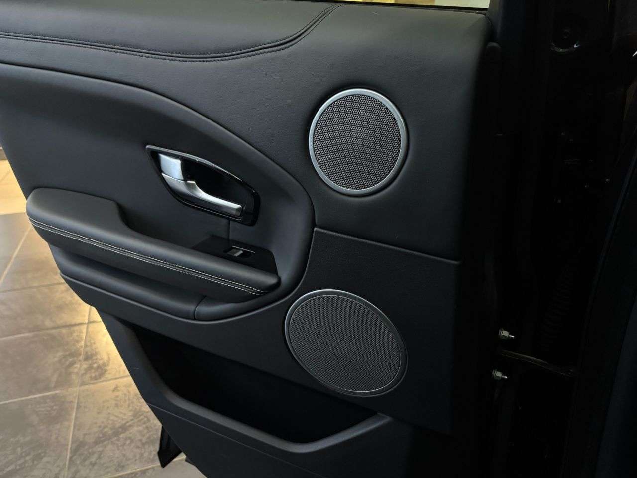 2017 LAND ROVER RANGE ROVER EVOQUE 2017 LAND ROVER RANGE ROVER EVOQUE