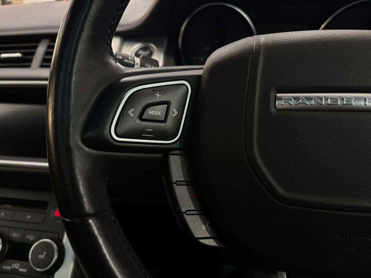 2017 LAND ROVER RANGE ROVER EVOQUE 2017 LAND ROVER RANGE ROVER EVOQUE