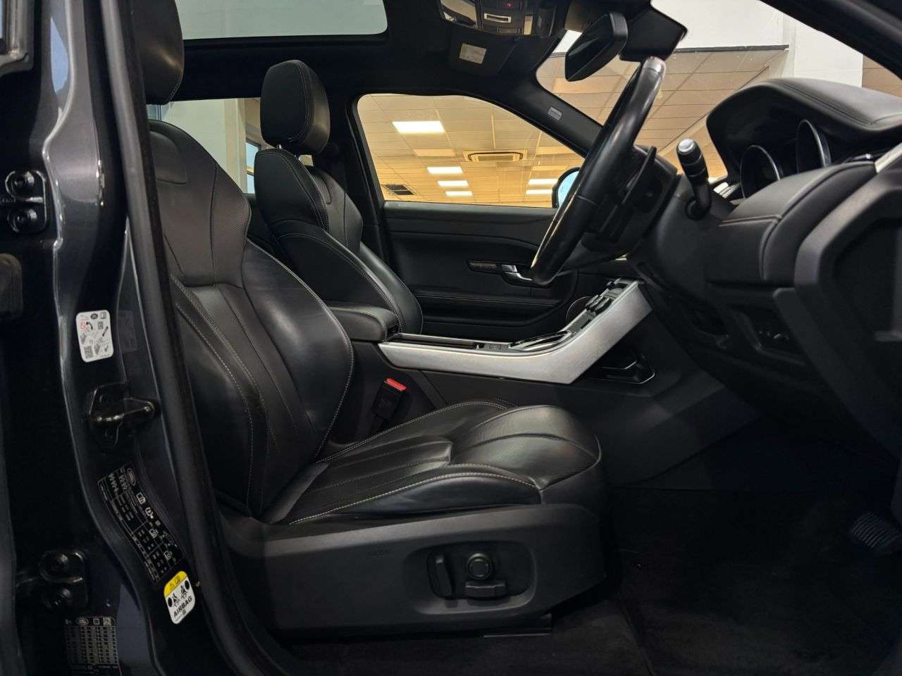 2017 LAND ROVER RANGE ROVER EVOQUE 2017 LAND ROVER RANGE ROVER EVOQUE