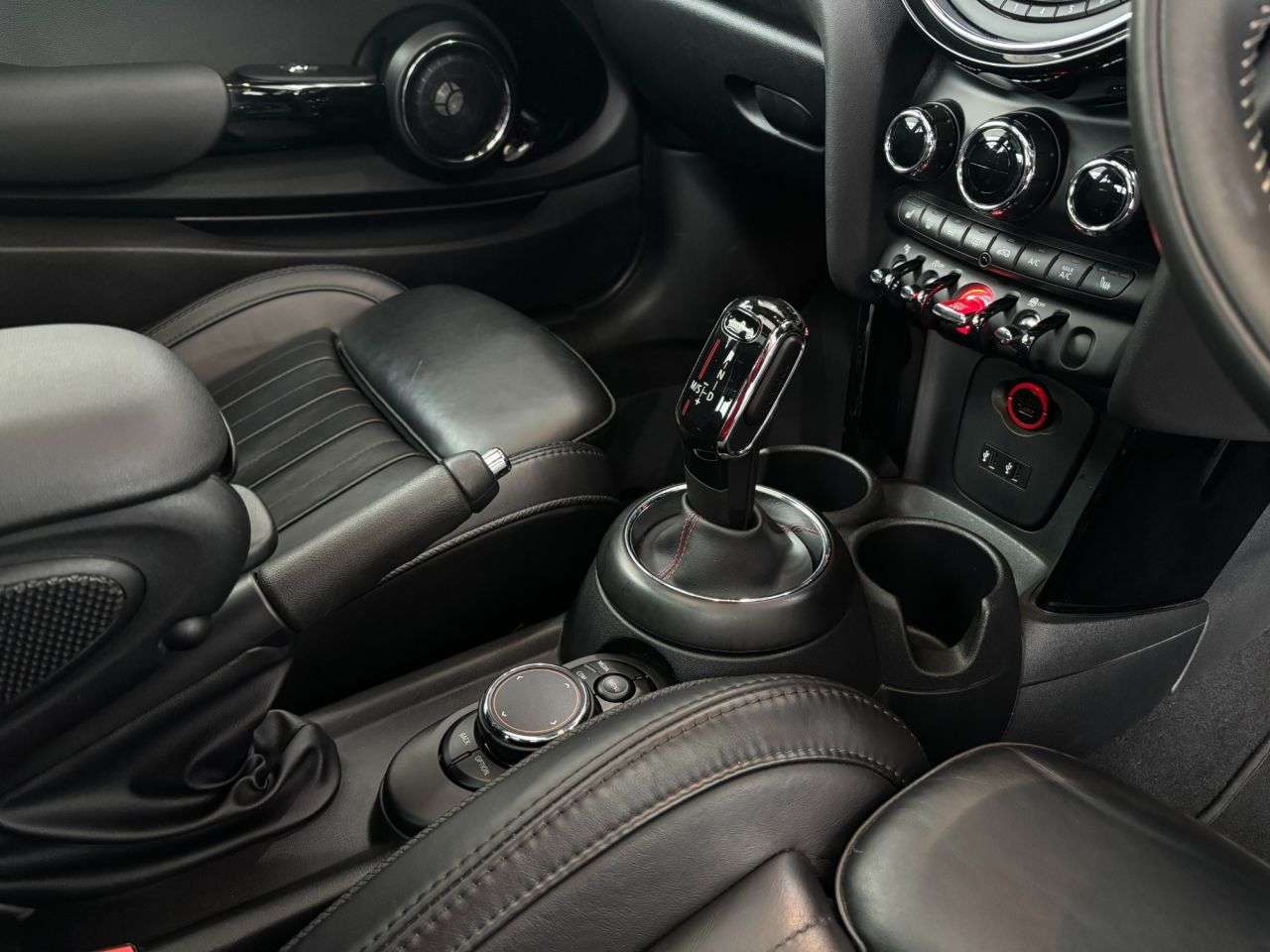 2018 MINI HATCH 2018 MINI HATCH