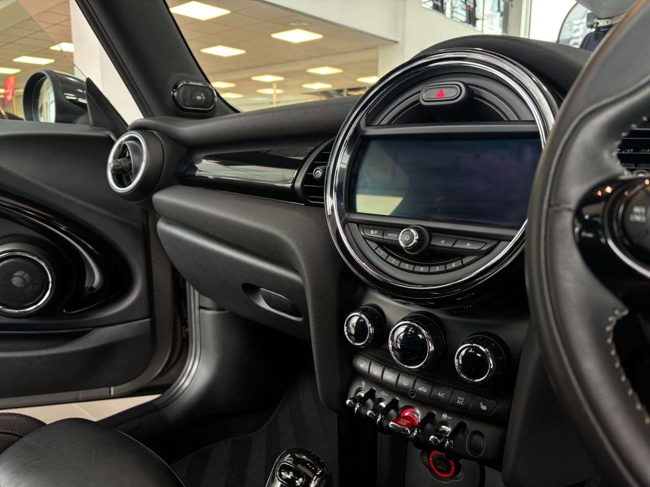 2018 MINI HATCH 2018 MINI HATCH