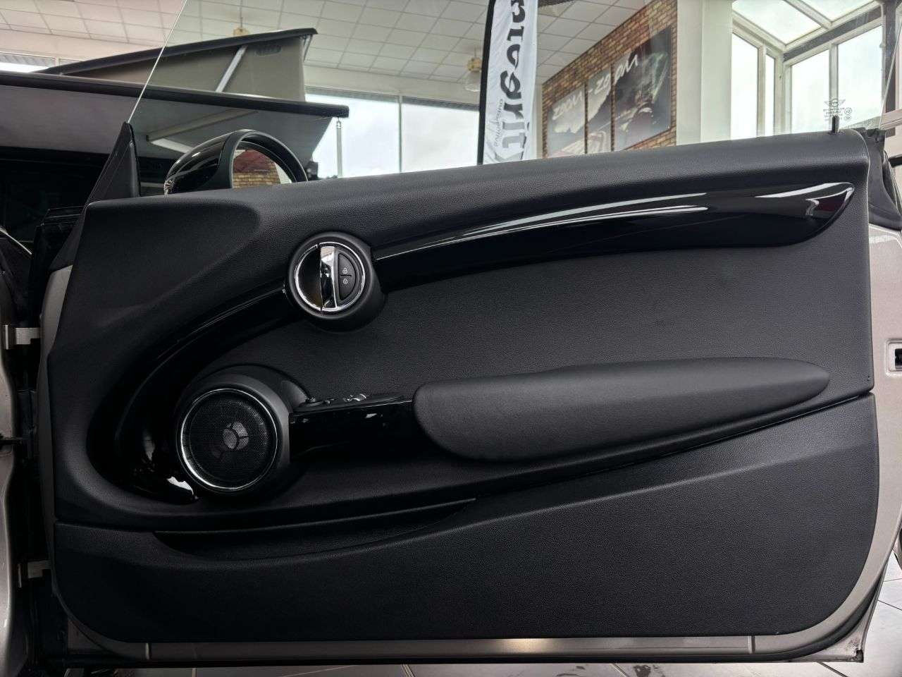 2018 MINI HATCH 2018 MINI HATCH