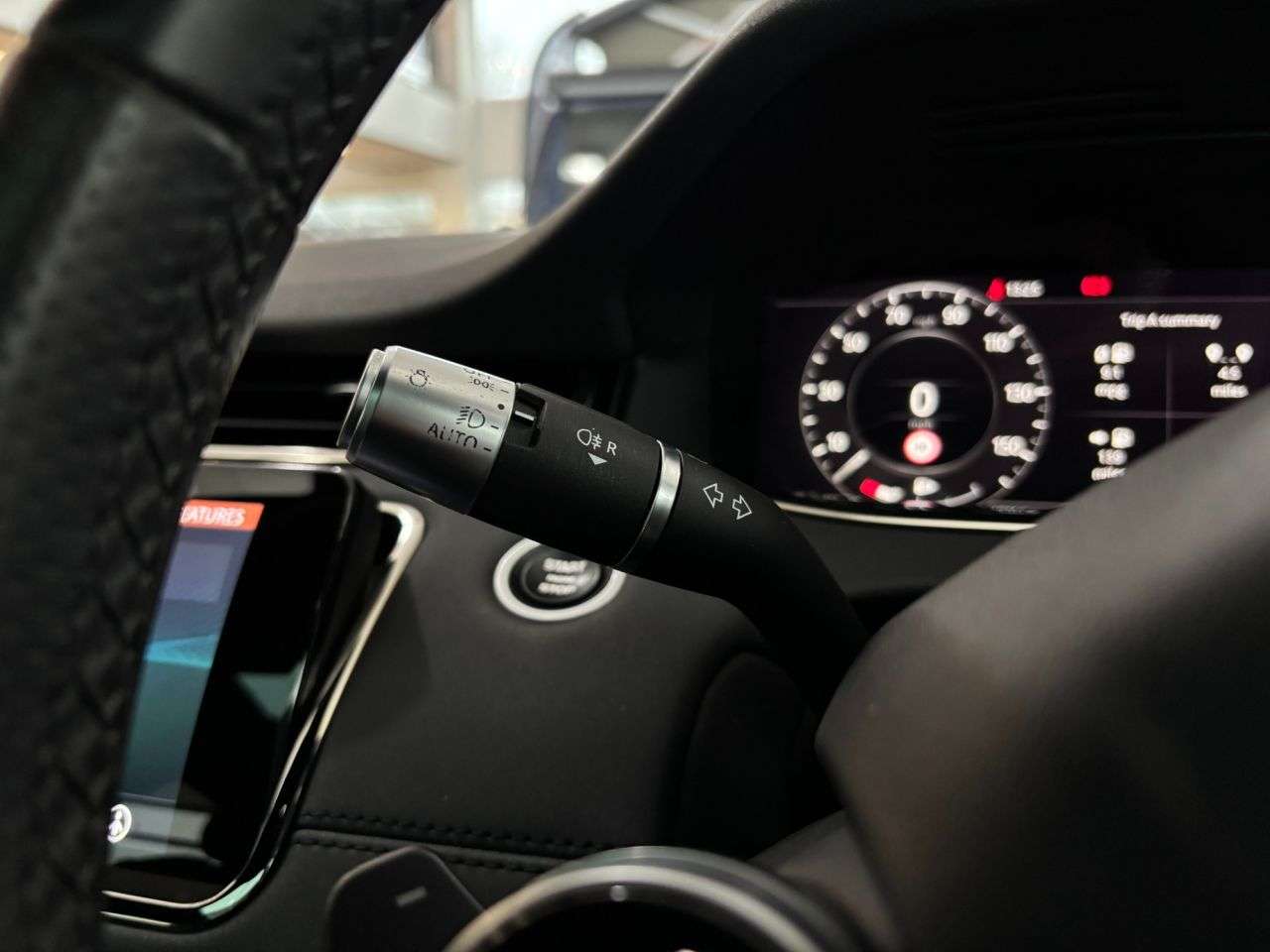 2020 LAND ROVER RANGE ROVER EVOQUE 2020 LAND ROVER RANGE ROVER EVOQUE