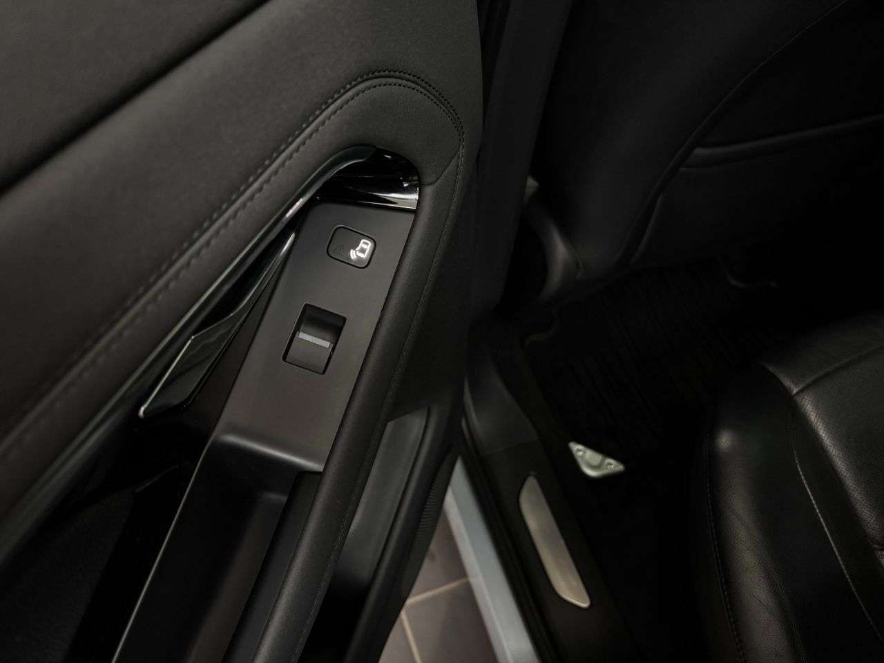 2020 LAND ROVER RANGE ROVER EVOQUE 2020 LAND ROVER RANGE ROVER EVOQUE