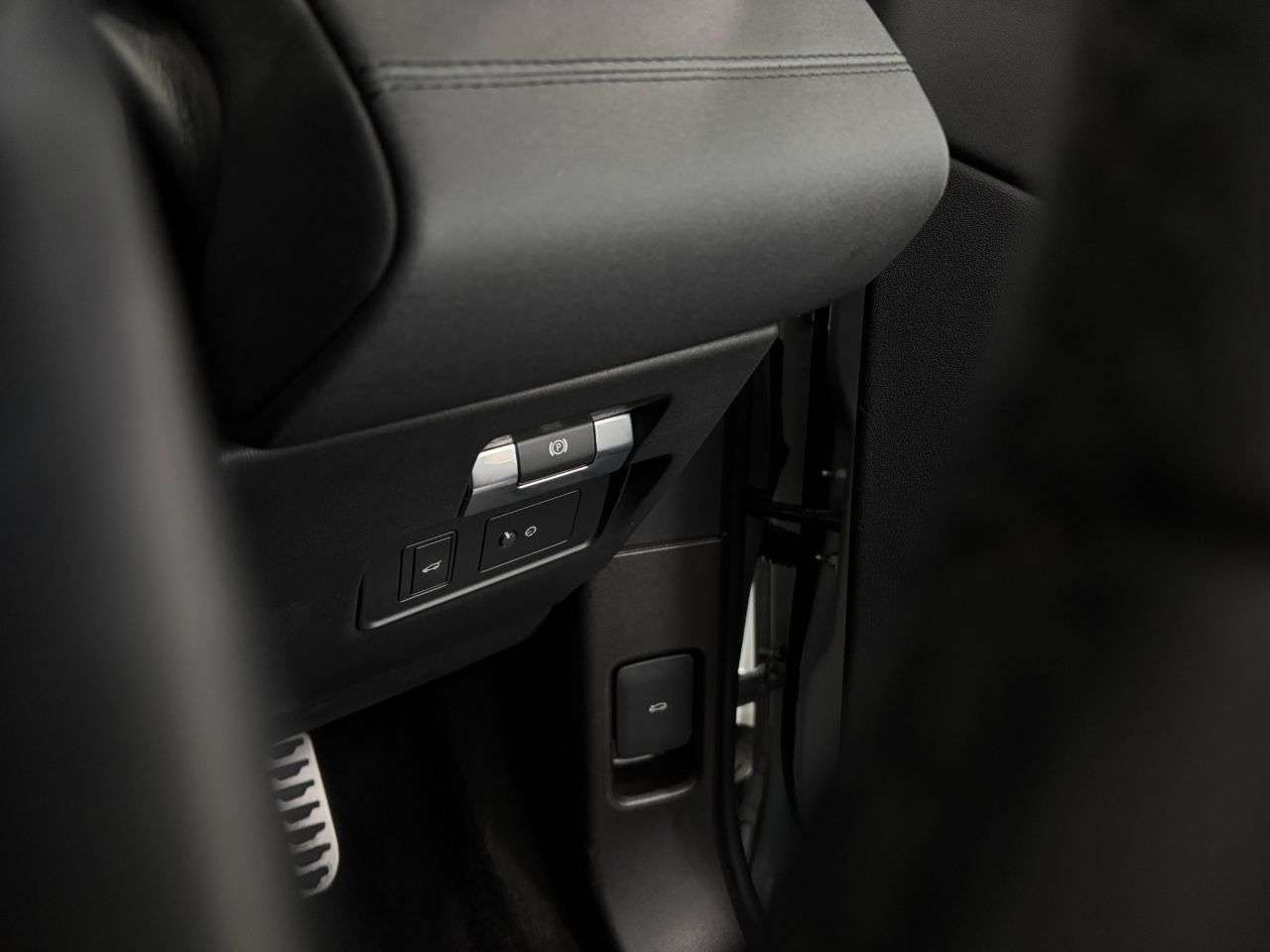 2020 LAND ROVER RANGE ROVER EVOQUE 2020 LAND ROVER RANGE ROVER EVOQUE