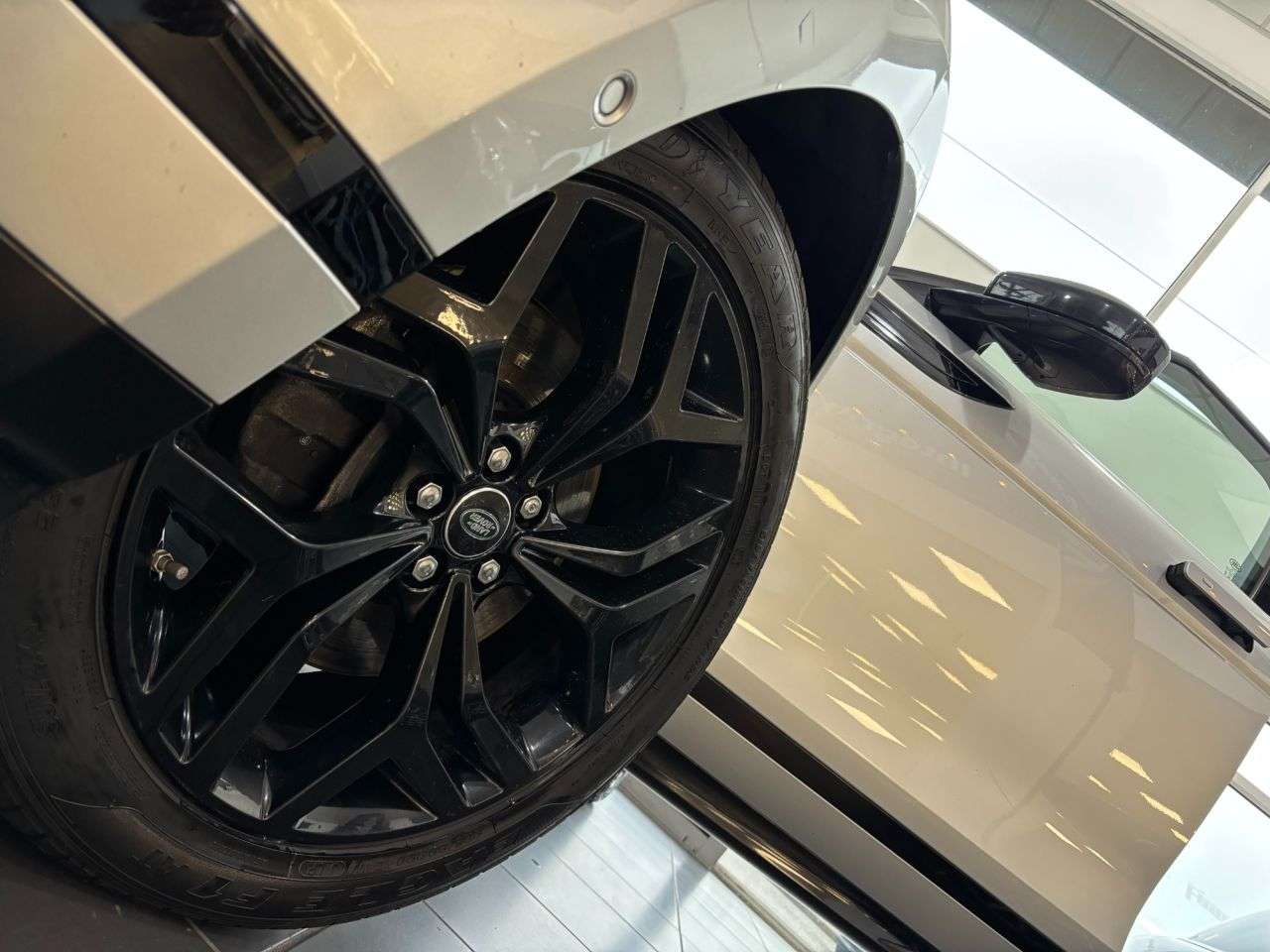 2020 LAND ROVER RANGE ROVER EVOQUE 2020 LAND ROVER RANGE ROVER EVOQUE