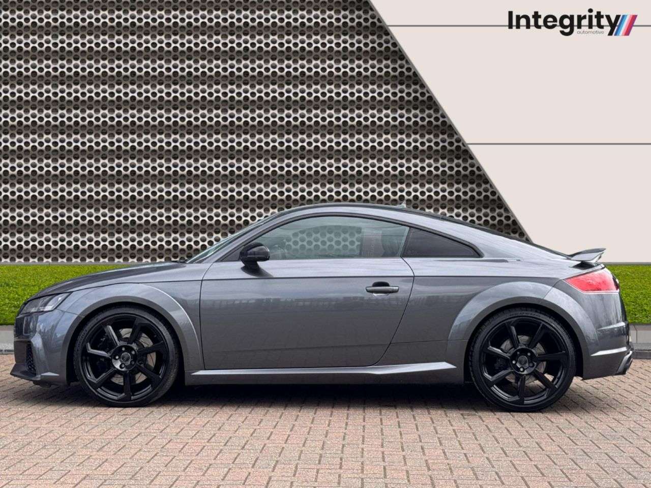2016 AUDI TT RS 2016 AUDI TT RS