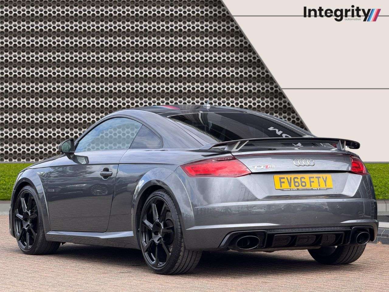 2016 AUDI TT RS 2016 AUDI TT RS