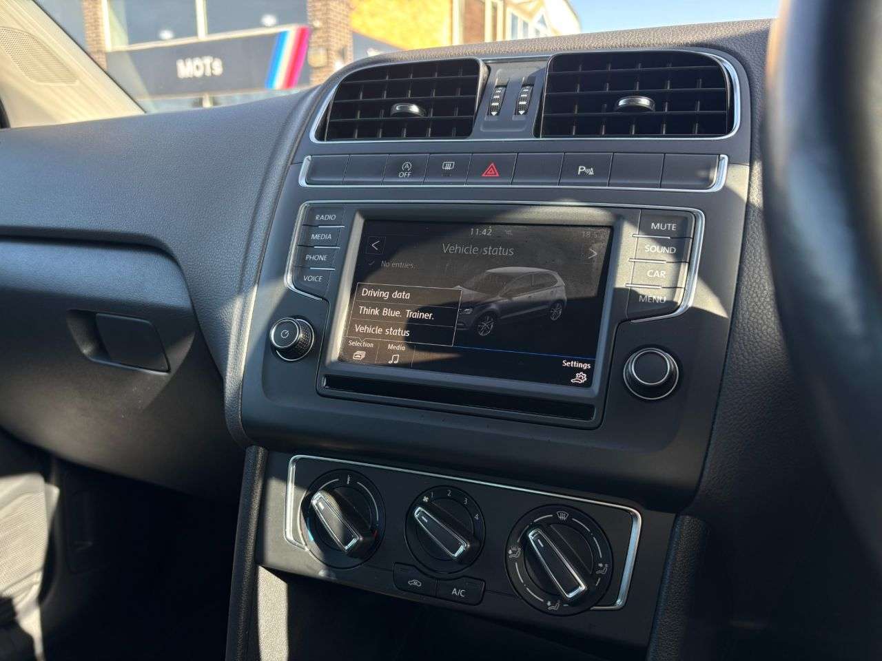 2017 VOLKSWAGEN POLO 2017 VOLKSWAGEN POLO