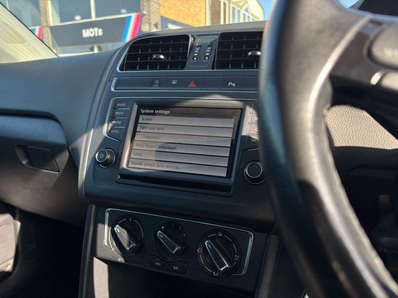 2017 VOLKSWAGEN POLO 2017 VOLKSWAGEN POLO