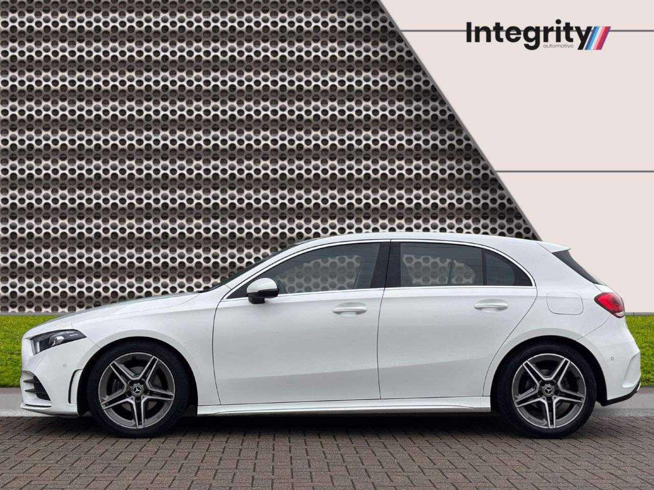 A 2019 MERCEDES-BENZ A-CLASS 1.5 A180d AMG Line (Executive) Hatchback 5dr Diesel 7G-DCT Euro 6 (s/s) (11 A 2019 MERCEDES-BENZ A-CLASS 1.5 A180d AMG Line (Executive) Hatchback 5dr Diesel 7G-DCT Euro 6 (s/s) (11