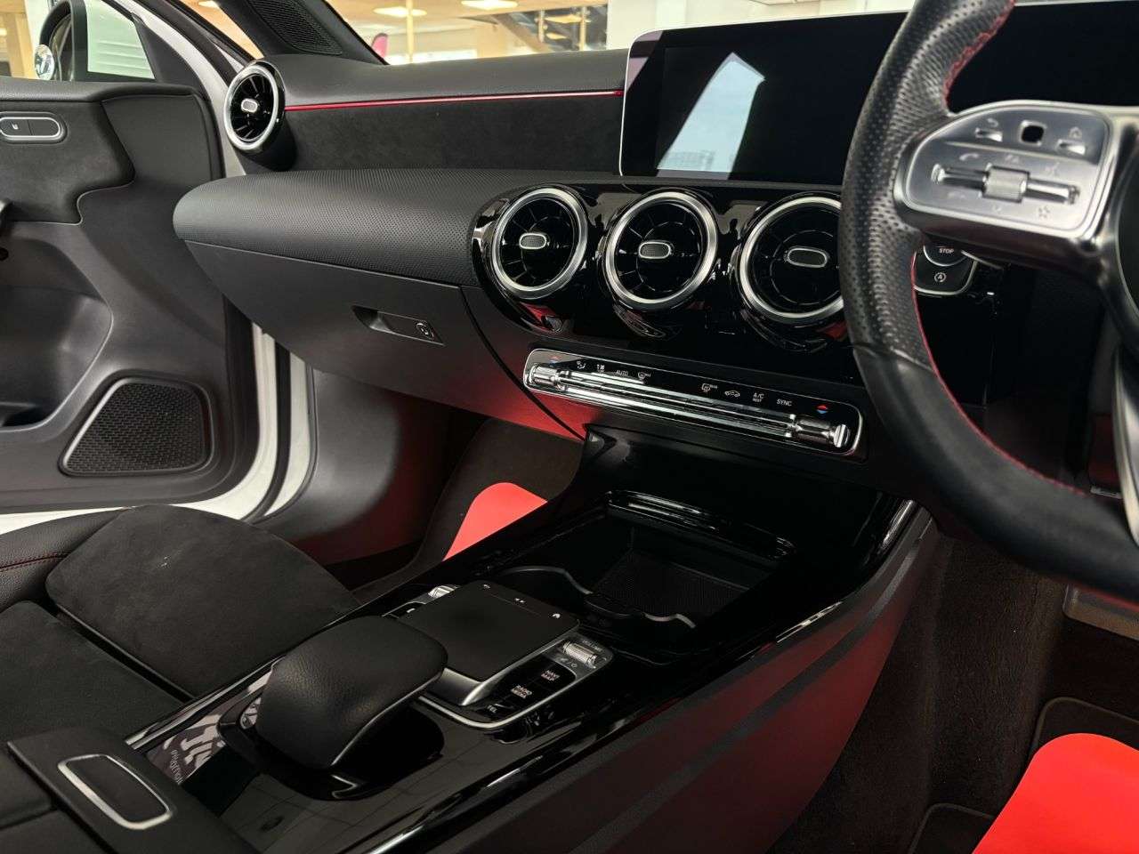 2019 MERCEDES-BENZ A-CLASS 2019 MERCEDES-BENZ A-CLASS