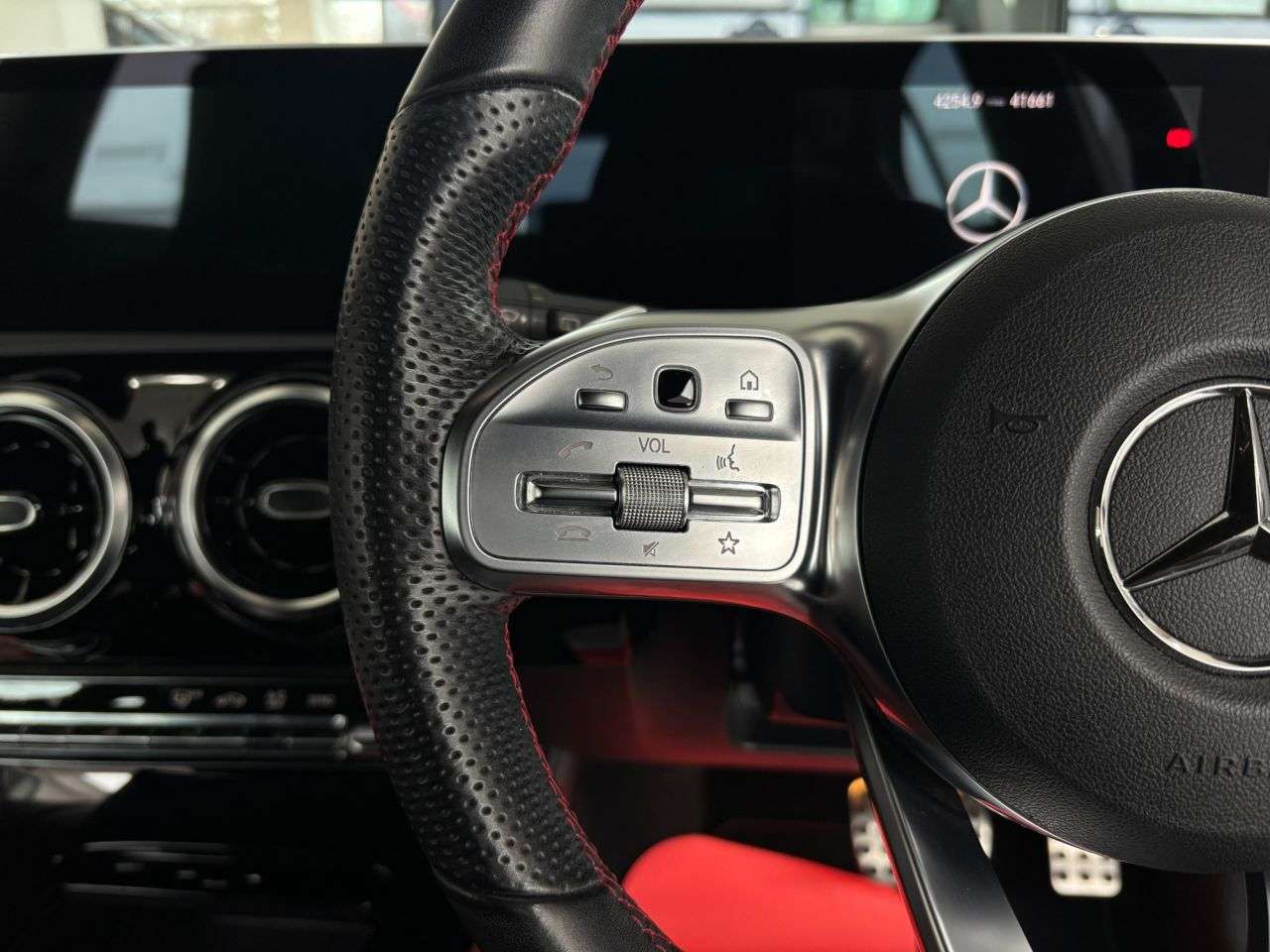 2019 MERCEDES-BENZ A-CLASS 2019 MERCEDES-BENZ A-CLASS