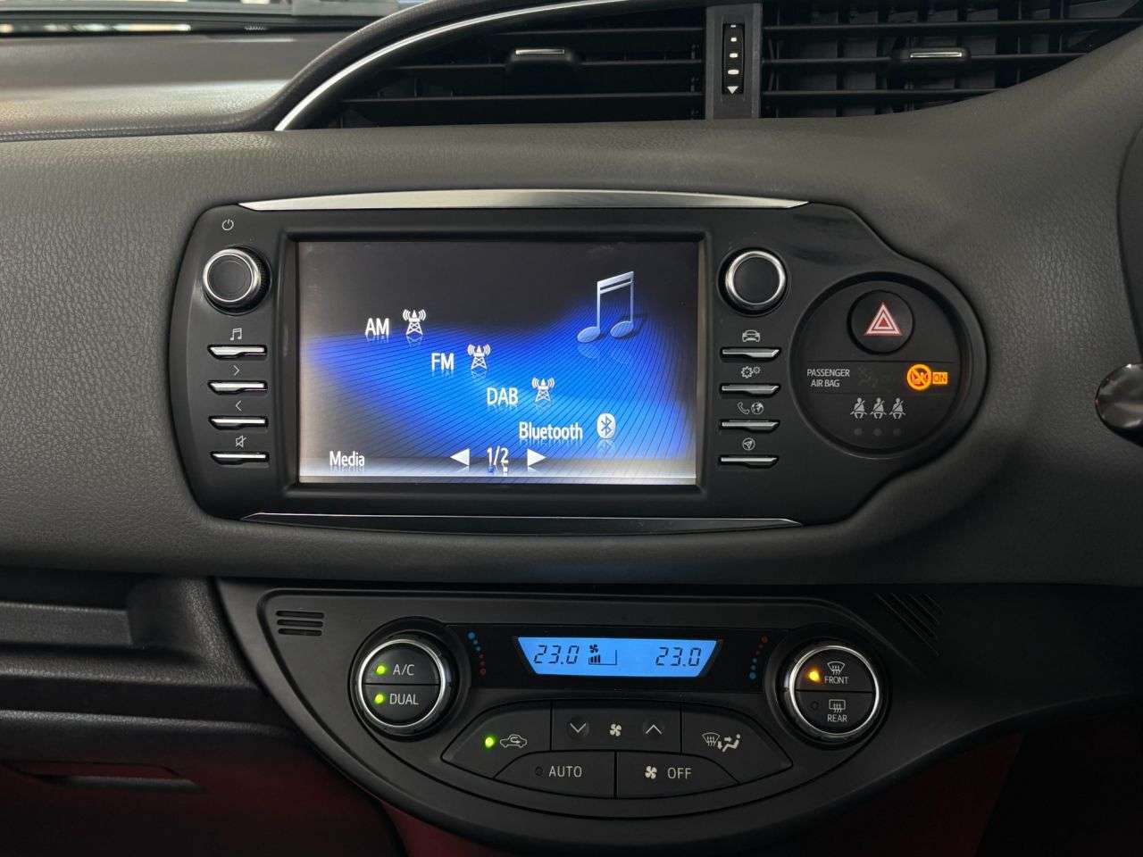 2019 TOYOTA YARIS 2019 TOYOTA YARIS