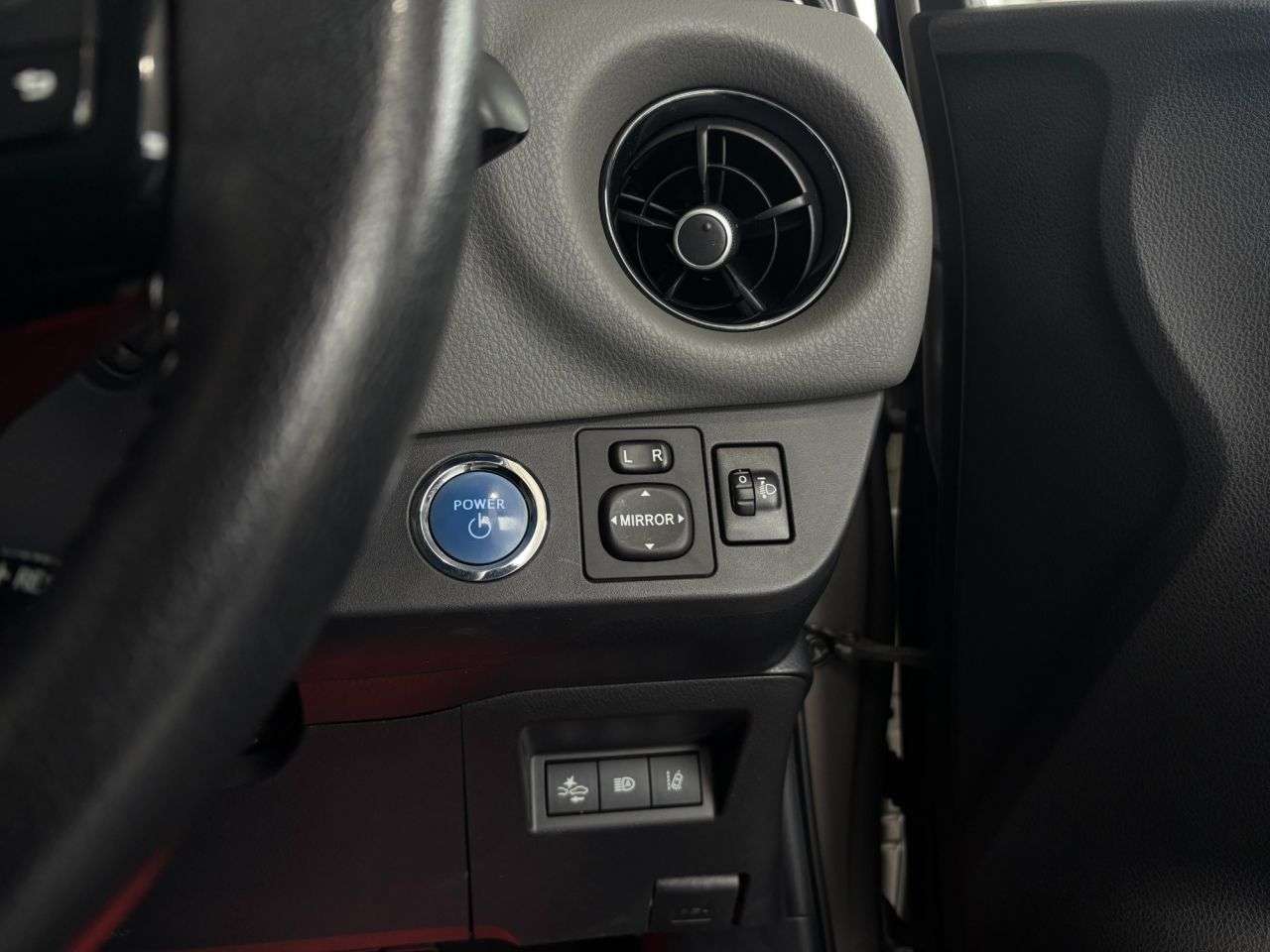 2019 TOYOTA YARIS 2019 TOYOTA YARIS