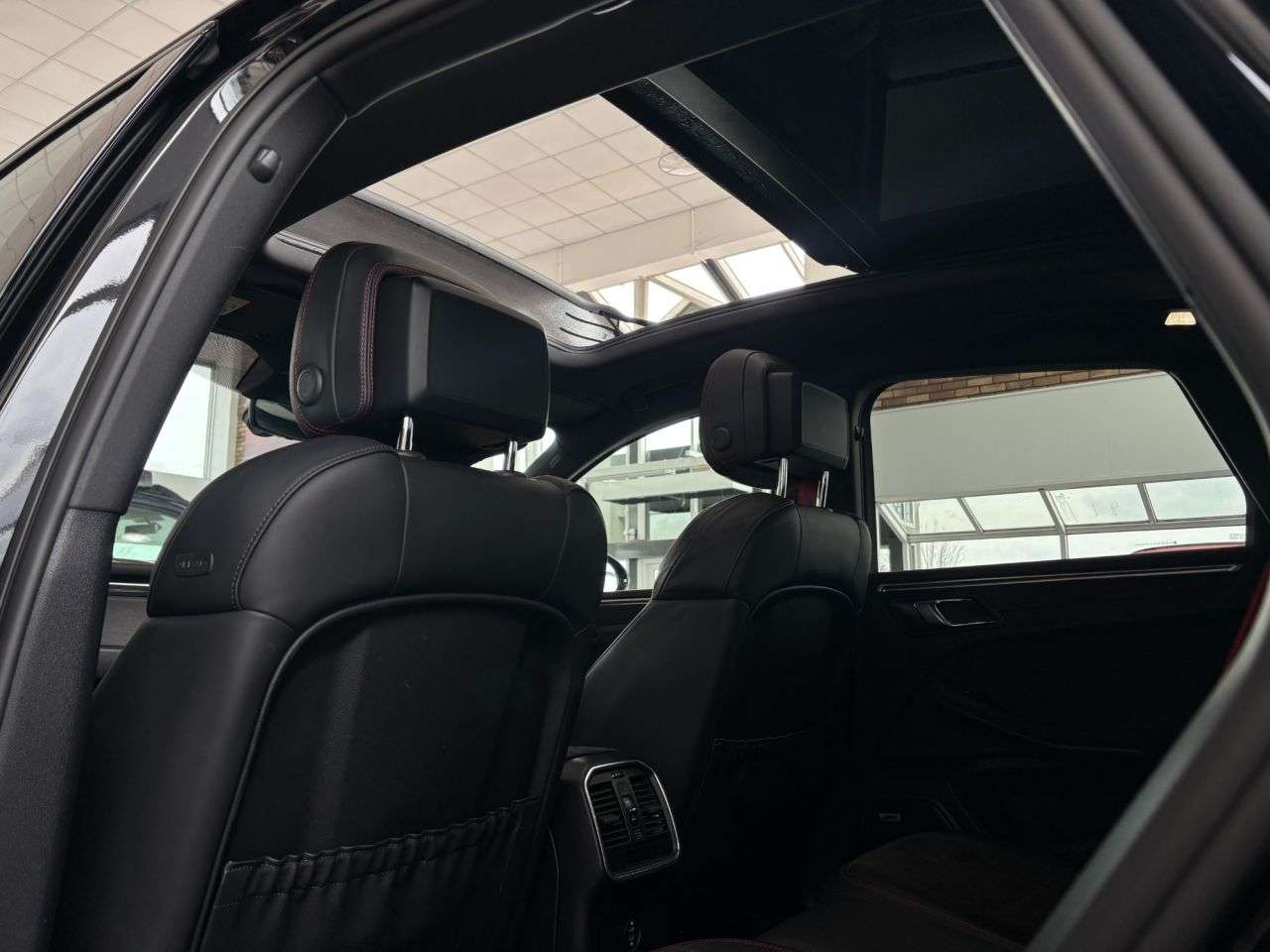 2020 PORSCHE MACAN 2020 PORSCHE MACAN