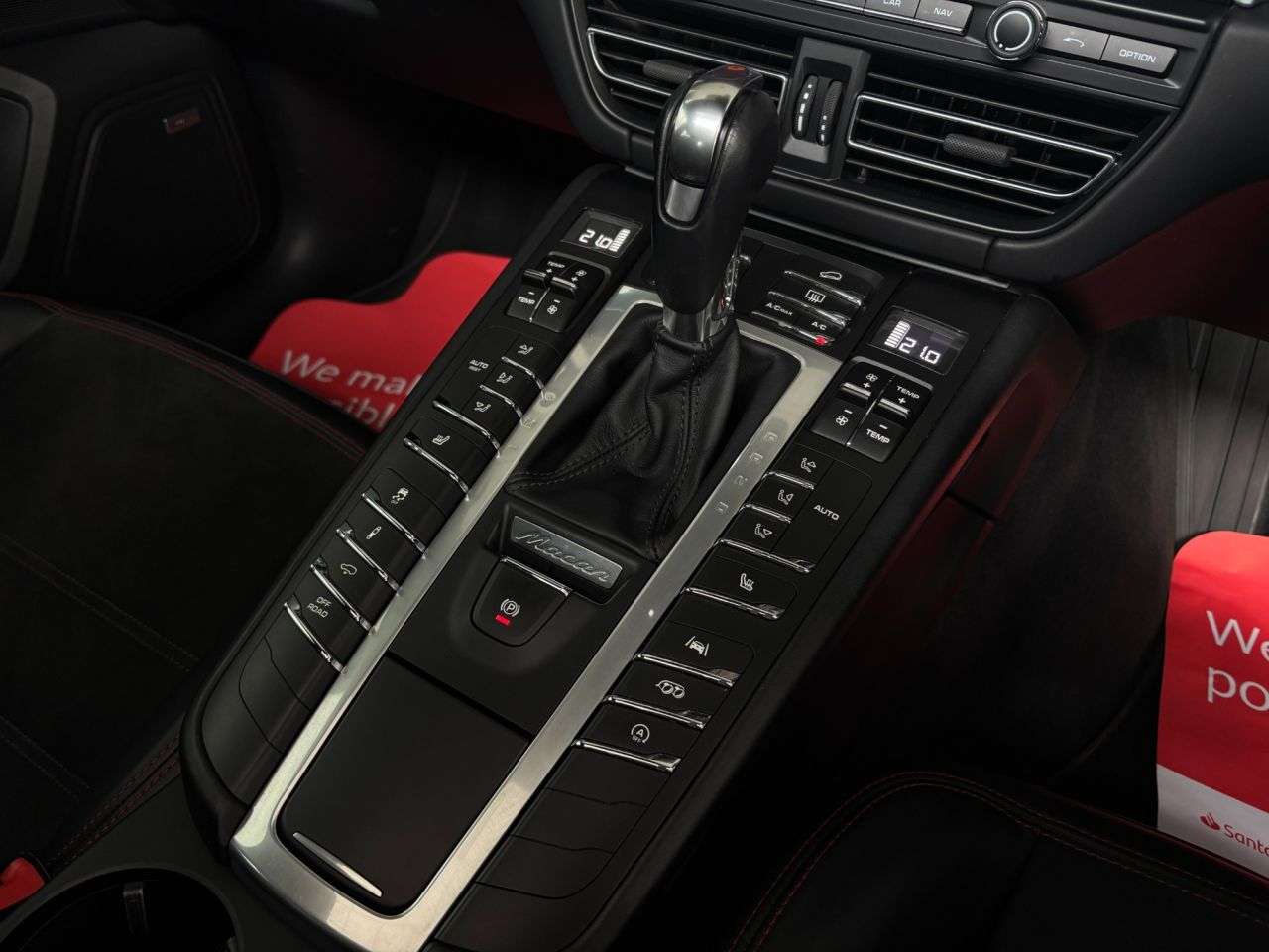 2020 PORSCHE MACAN 2020 PORSCHE MACAN