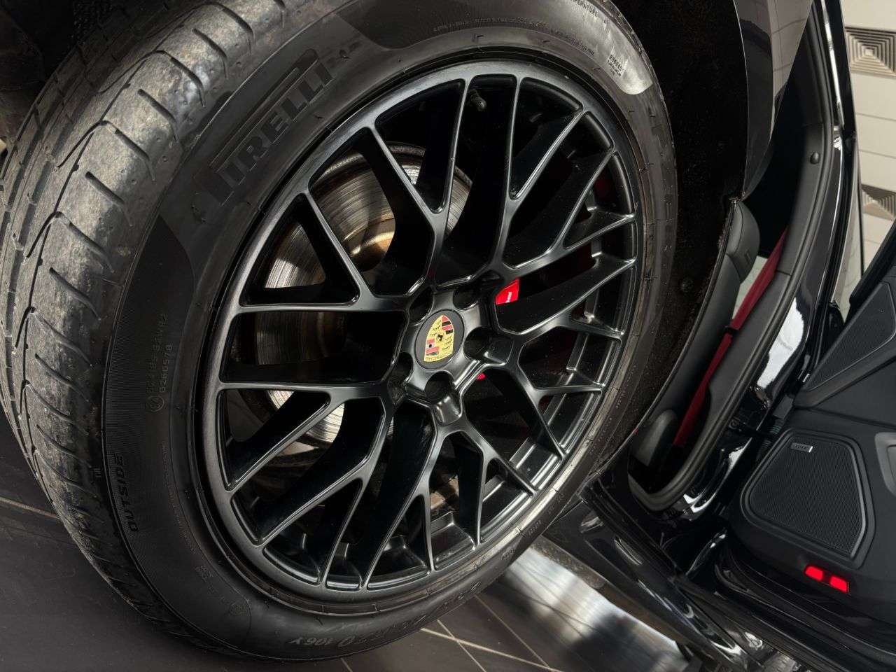 2020 PORSCHE MACAN 2020 PORSCHE MACAN