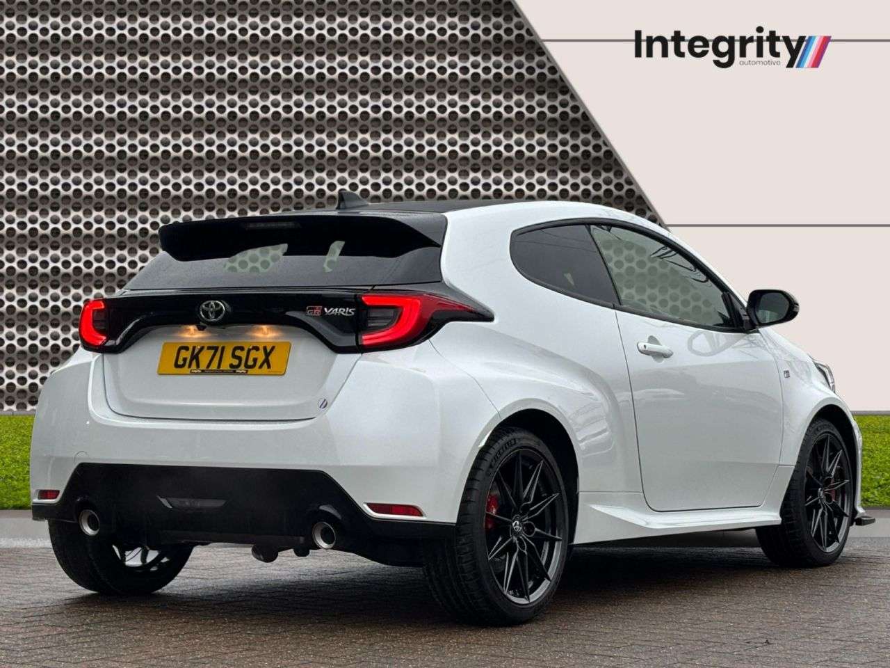 A 2021 TOYOTA YARIS 1.6T GR Circuit Hatchback 3dr Petrol Manual AWD Euro 6 (261 ps) 4 Services A 2021 TOYOTA YARIS 1.6T GR Circuit Hatchback 3dr Petrol Manual AWD Euro 6 (261 ps) 4 Services