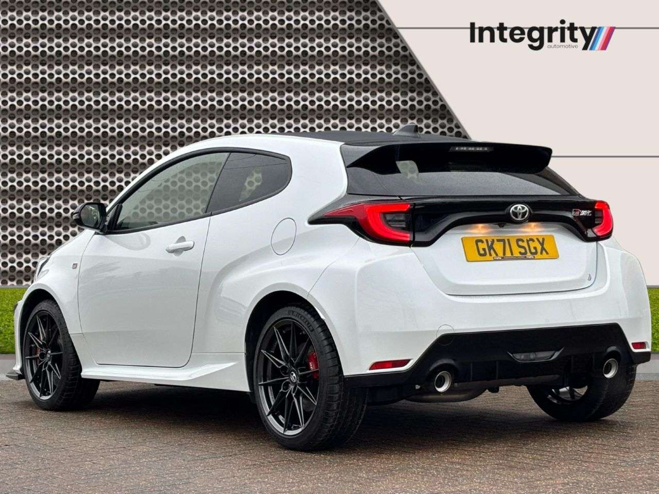 2021 TOYOTA YARIS 2021 TOYOTA YARIS